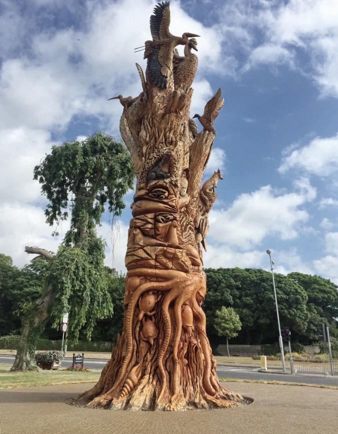 chainsaw carving